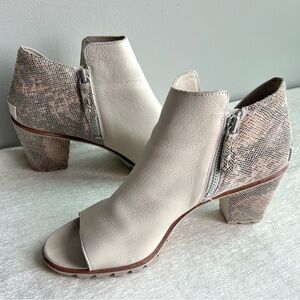 SOREL NADIA booties